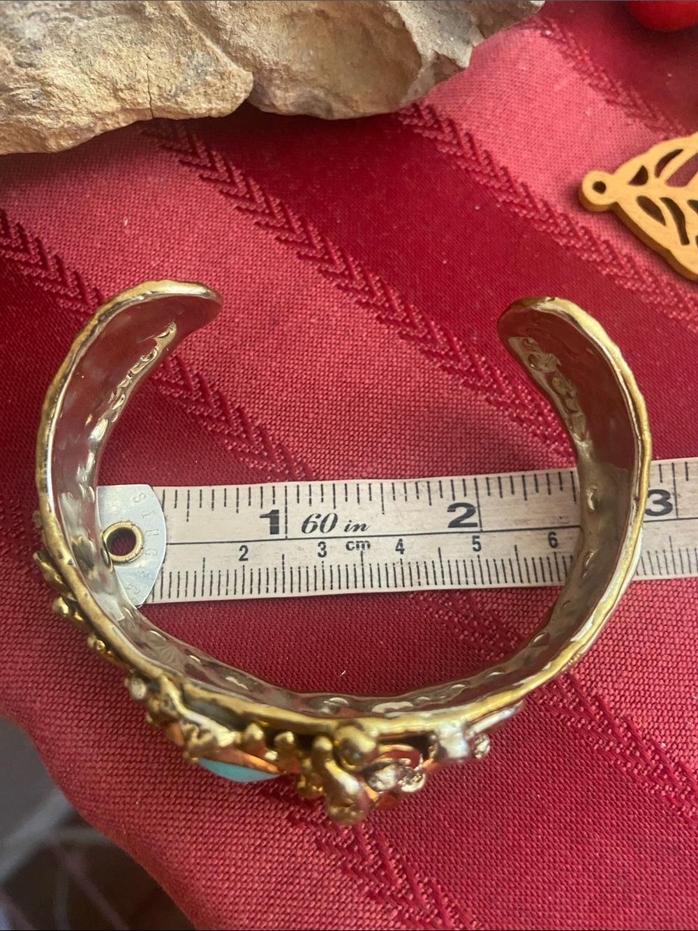 Vintage 80s Hammered Mix Metals & Turquoise Stone Cuff Bracelet - Picture 7 of 9